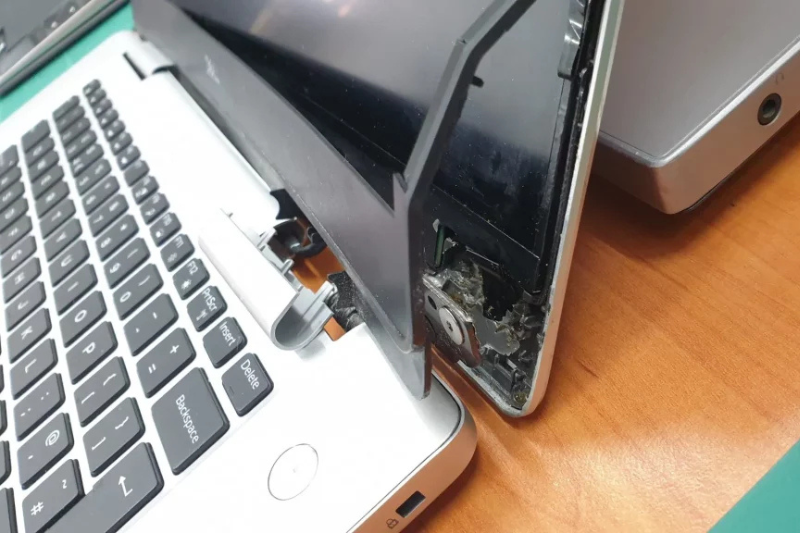 Hinge Repairing & Replacement